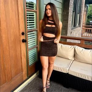 Meet your Posher, Daniela